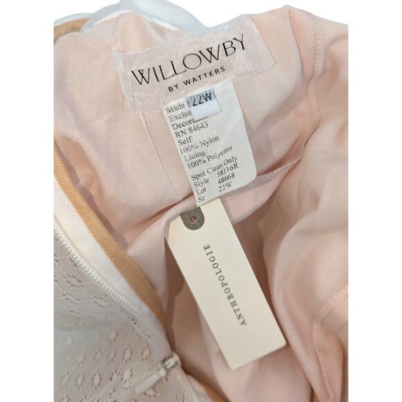 Willowby Cameron Wedding Dress 22W Ivory Tulle Off Shoulder Bridal Gown - Picture 4 of 5